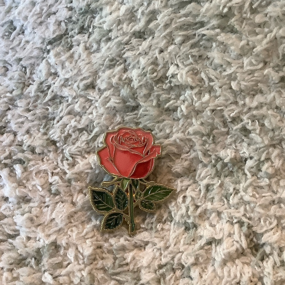 Red Rose Enamel Pin Brooch with Gold Trim NWT 1.25 x 1”
